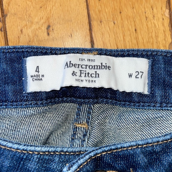 Abercrombie and fitch size 4 skinny jeans - Picture 3 of 3